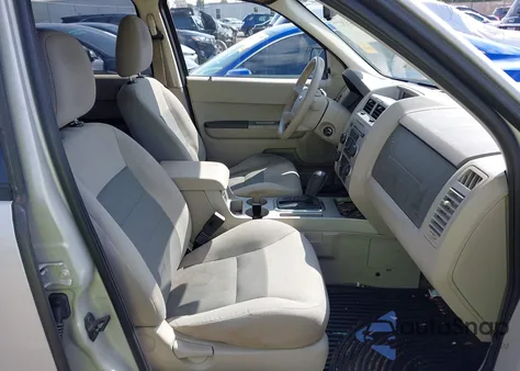 2008 Ford Escape Xlt from USA, damaged, VIN 1FMCU03Z58KC17079